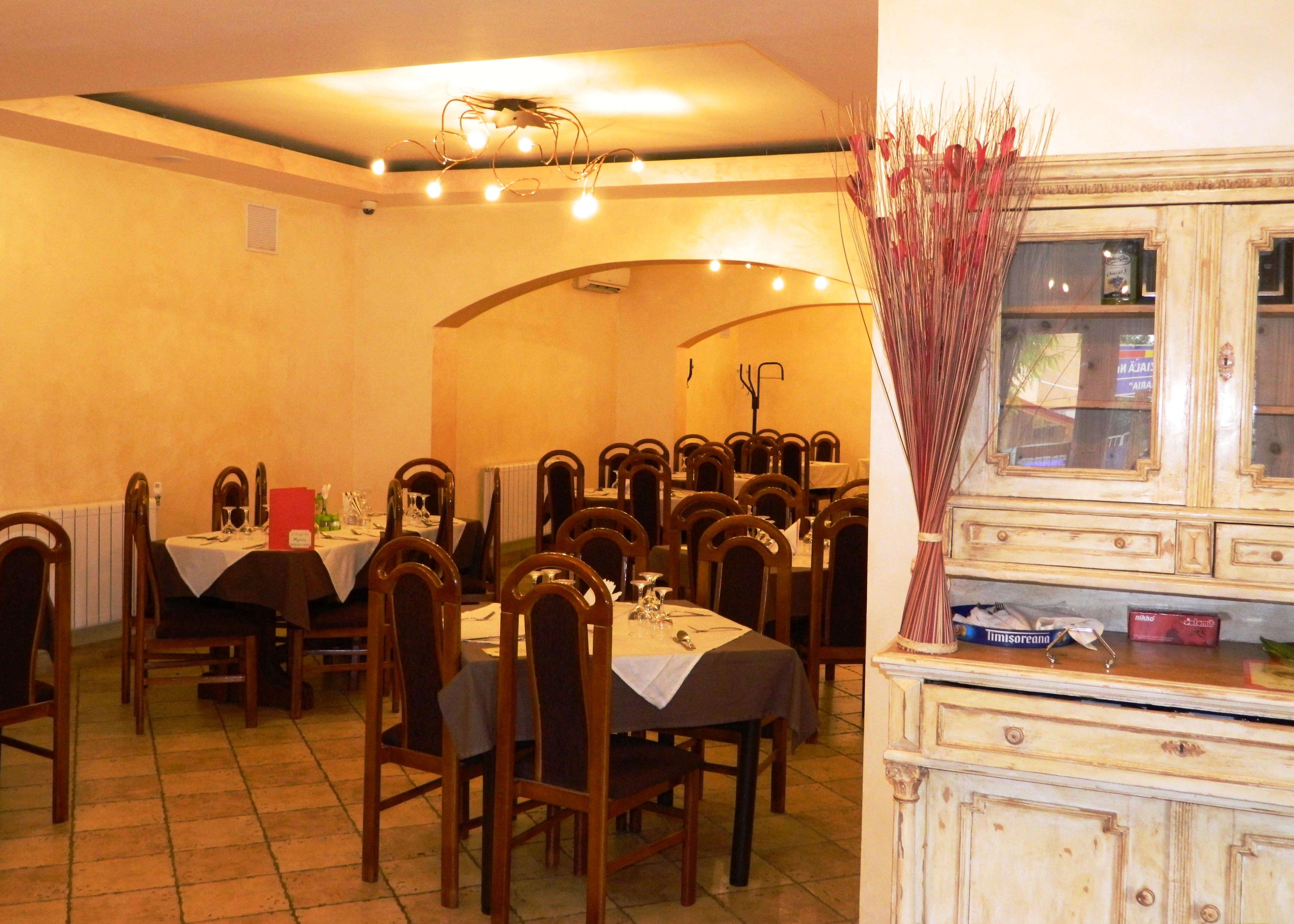Hotel Adriatico Timisoara Ngoại thất bức ảnh