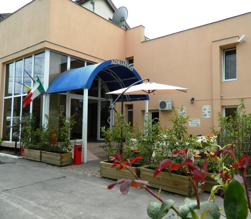 Hotel Adriatico Timisoara Ngoại thất bức ảnh